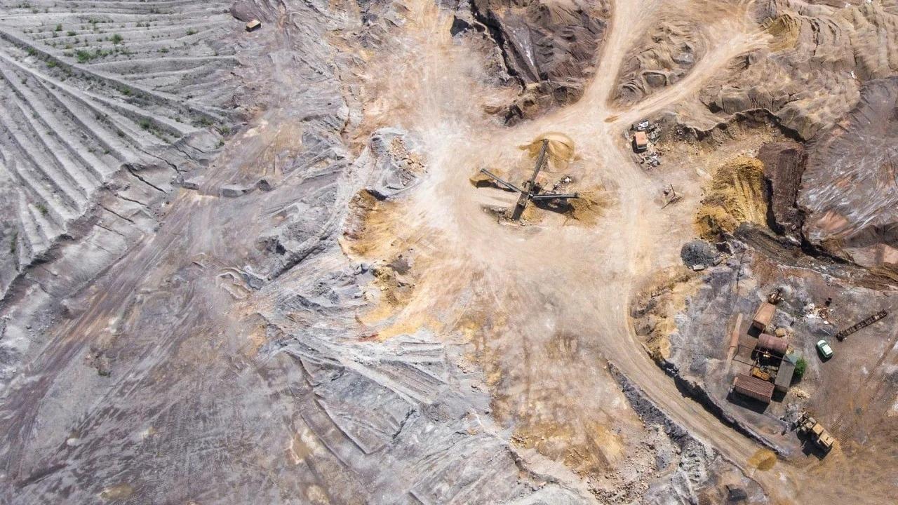 Suudi Arabistan'da dudak uçuklatan keşif! 11 milyon tonluk gümüş rezervi bulundu