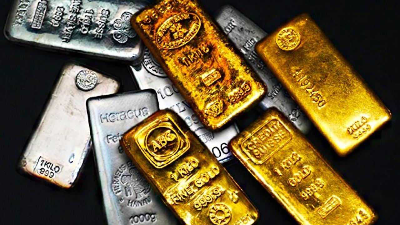 Altın ve gümüş tutulamıyor! Yeni gün yeni rekor! Gümüş bir gecede fena  fırladı - Haber 7 EKONOMİ