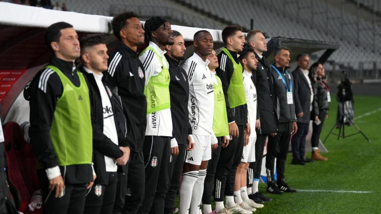 Beşiktaş'ta kulübe sınıfta kaldı! Kenardan sadece 4 gollük katkı