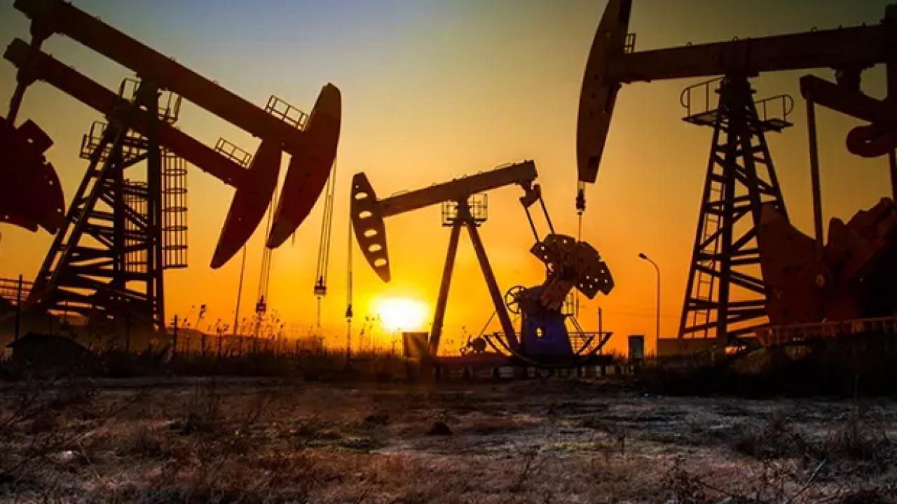 Brent petrolün varili 62,33 dolardan işlem görüyor