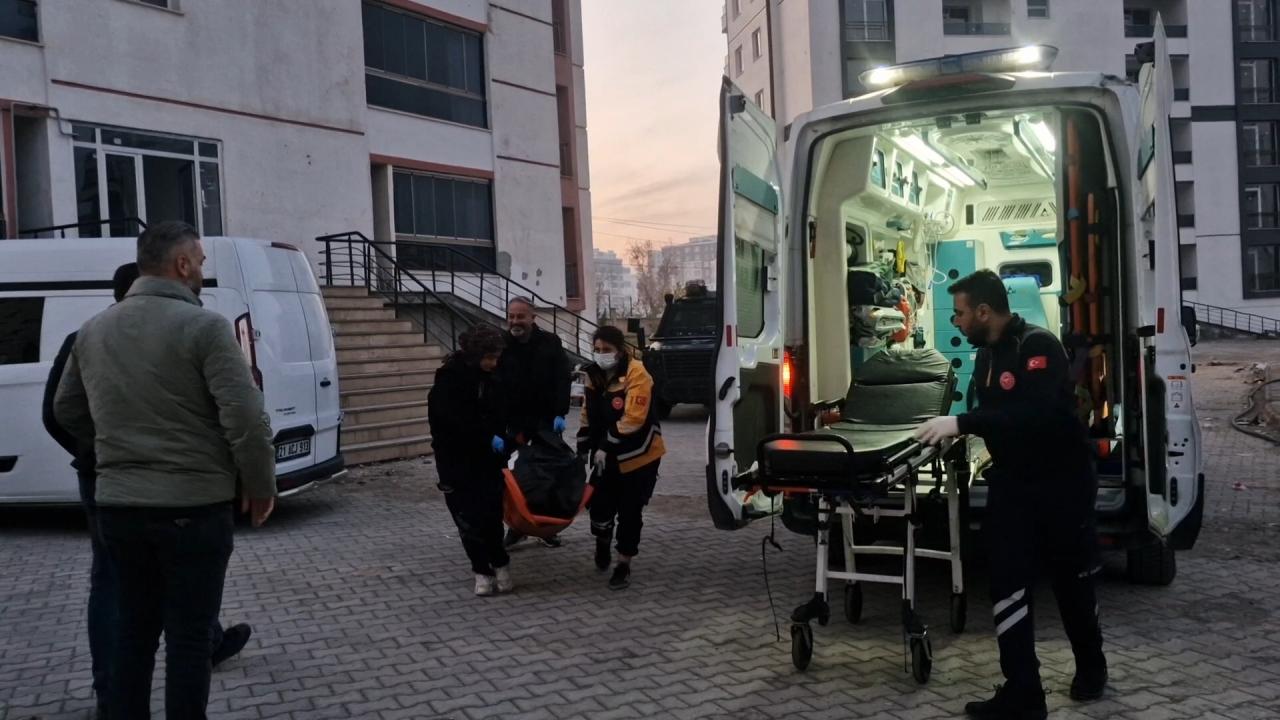 Diyarbakır’da kadın, evinde çöp poşeti içinde ölü bulundu
