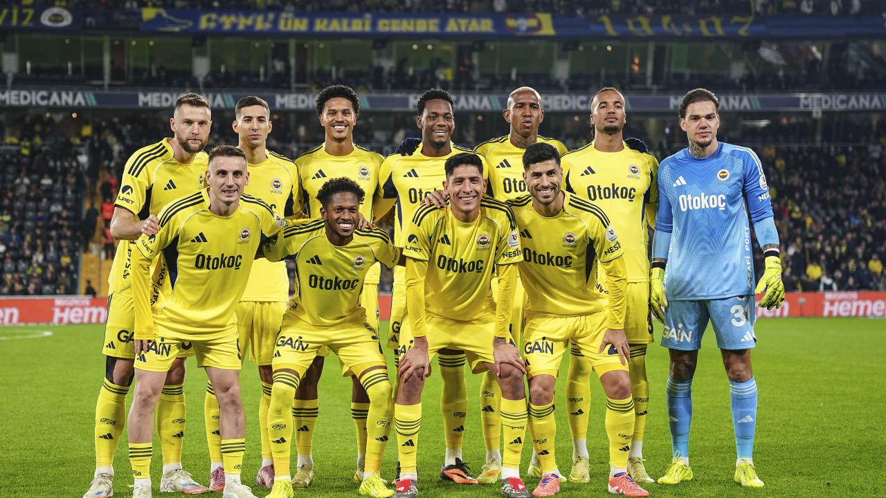 Fenerbahçe'nin yıldızı ülkesine dönebilir! 'Rüya transfer' diyerek duyurdular