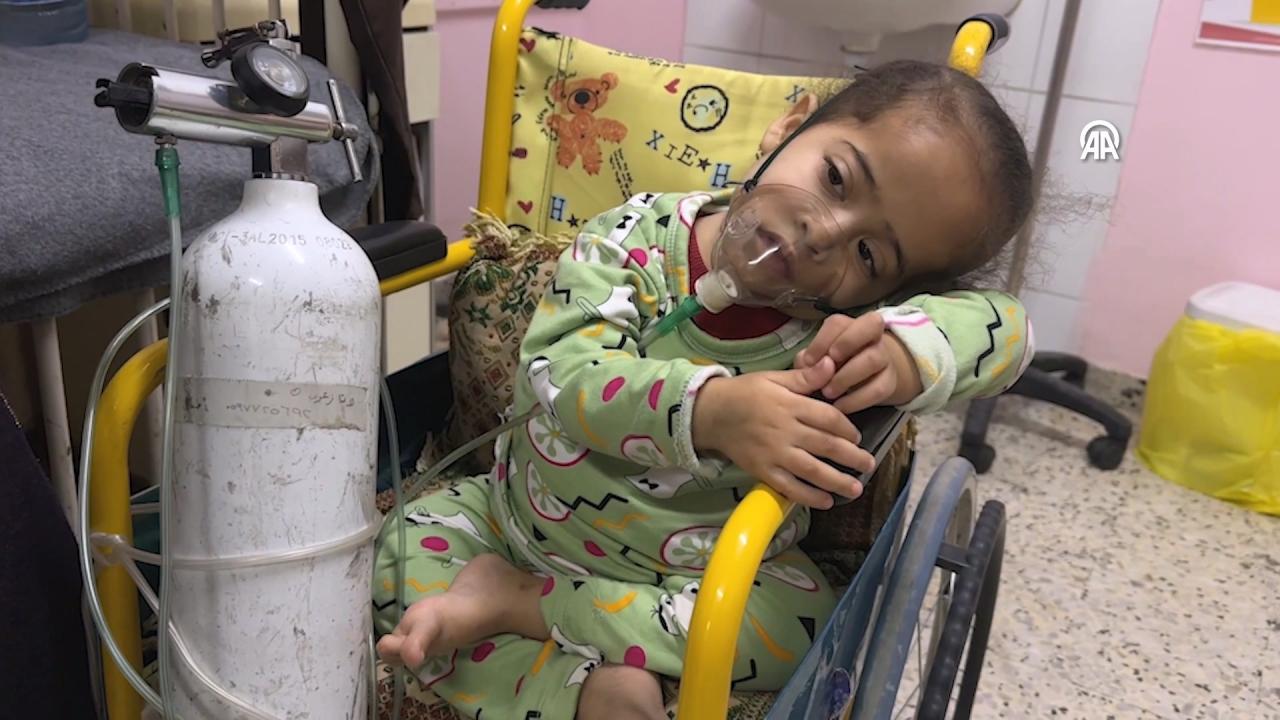 Gazze'de hasta çocuklar ilaçsızlıktan ölüme terk edildi