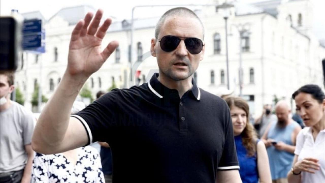 Rus mahkemesinden Udaltsov kararı: Muhalif lidere 6 yıl hapis cezası