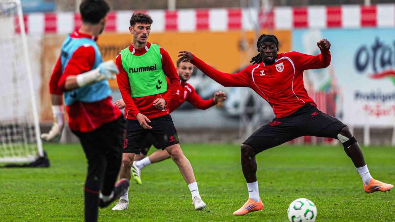 Samsunspor'dan 5 oyuncu için sakatlık açıklaması