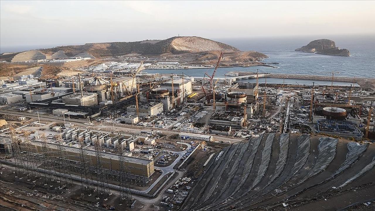 Bakan Bayraktar resmen duyurdu: 2026'da Akkuyu'da ilk elektriği üreteceğiz!