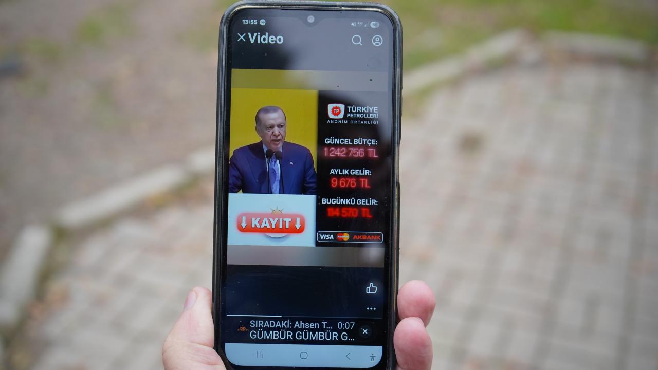 Yapay zeka vurgunu: Erdoğan’ın sahte videosuna inanan vatandaş 2,5 milyonunu kaptırdı Yapay zeka vurgunu: Erdoğan’ın sahte videosuna inanan vatandaş 2,5 milyonunu kaptırdı