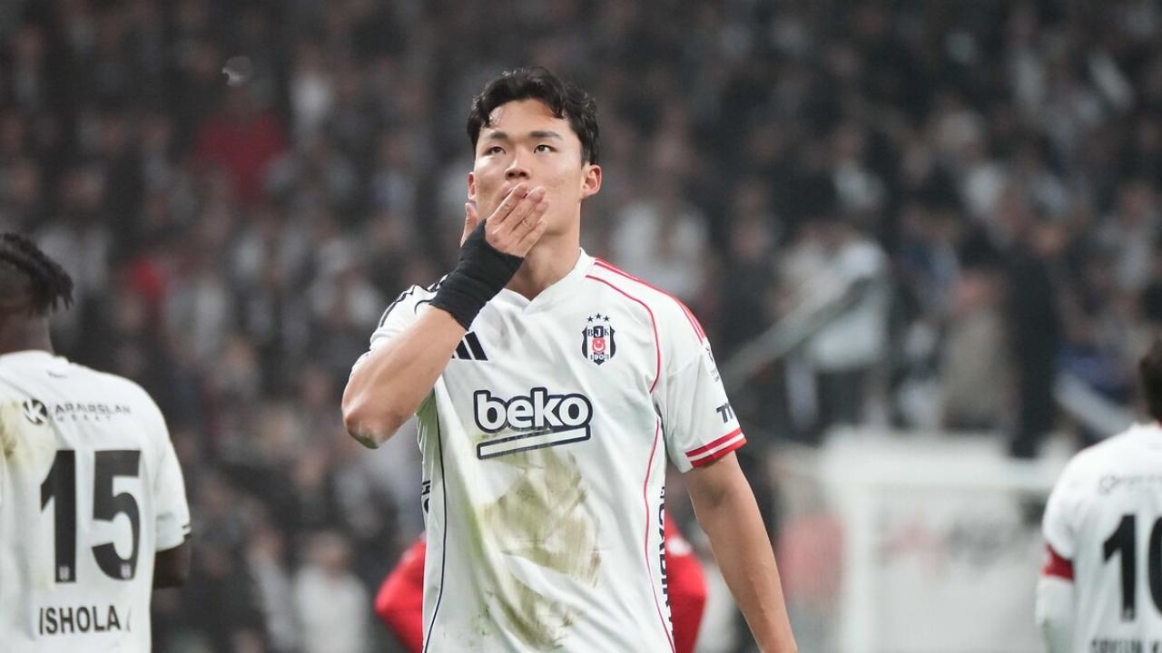 Beşiktaş'ın golcüsü Süper Lig'i sallıyor!