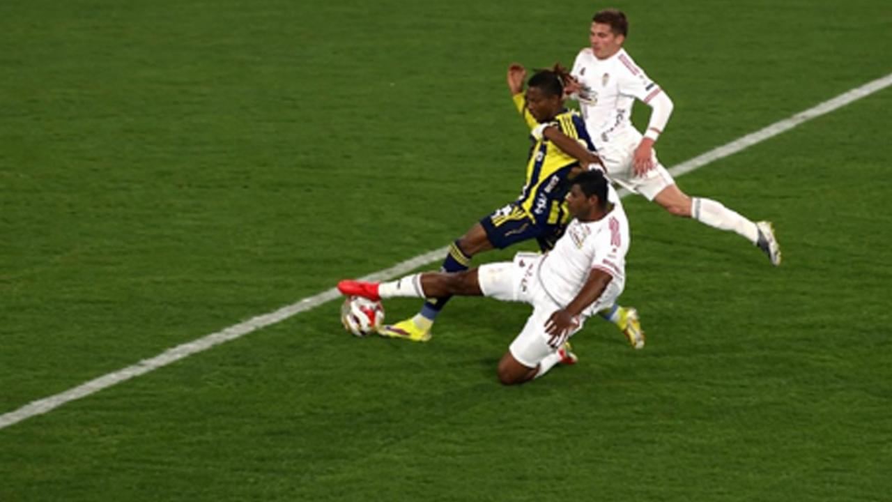 Fenerbahçe-Beşiktaş maçındaki penaltı için IFAB ne…