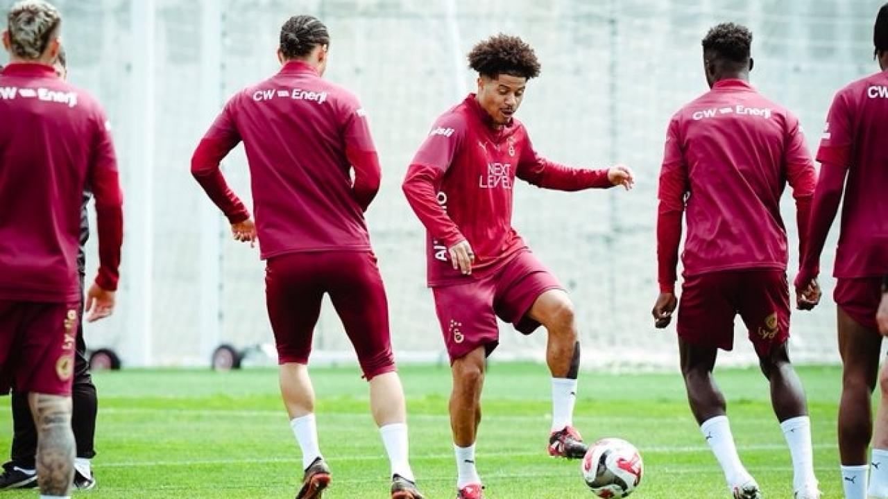 Galatasaray’da Gabriel Sara gelişmesi! Galatasaray’da Gabriel Sara gelişmesi!