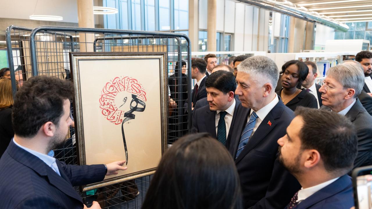 Hâne İslam Sanatları Sergisi Paris’te