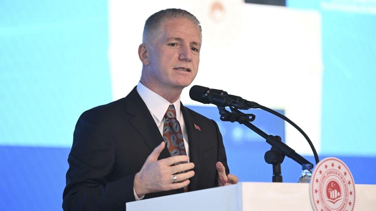 İstanbul Valiliği Kitap Fuarı Beşiktaş’ta kitapseverleri bekliyor