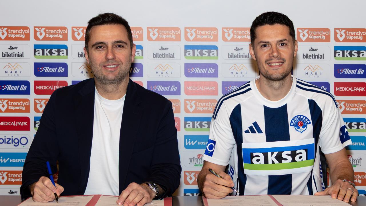 Kasımpaşa'dan kaptanına yeni sözleşme!