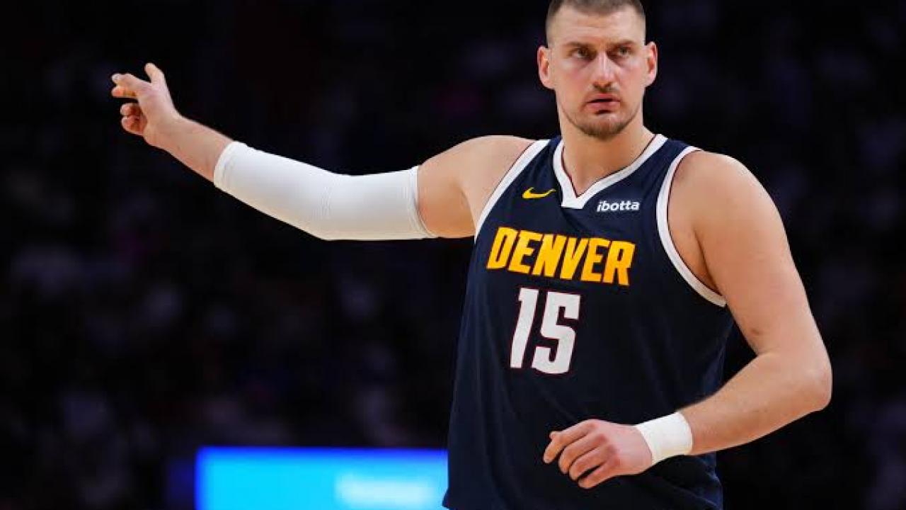 Nikola Jokic'in triple-double yaptı! Denver farklı kazandı