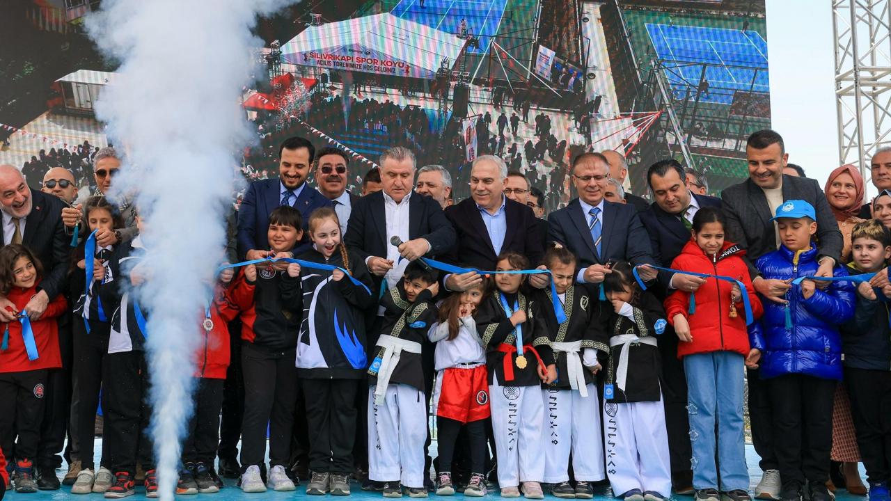 Silivrikapı Spor Köyü açıldı! Bakan Bak 'En büyük hayalimiz' diyerek projeyi duyurdu
