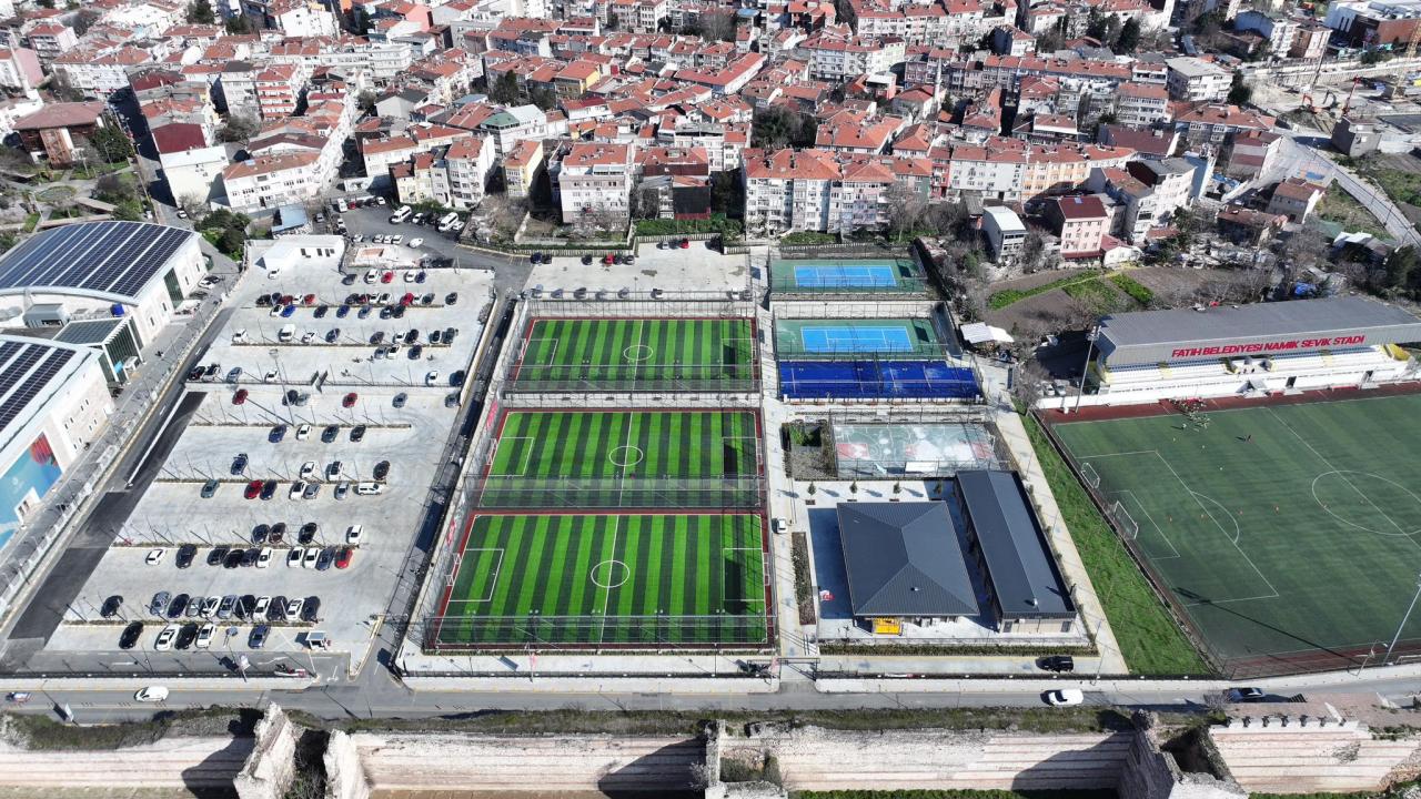 Silivrikapı Spor Köyü Bakan Bak'ın katılımıyla açıldı!