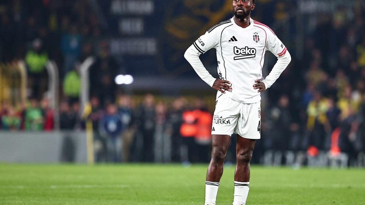 Fenerbahçe maçında sakatlanan Ndidi'den Beşiktaş'a kötü haber!