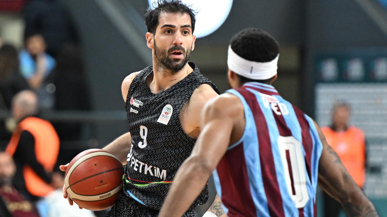 Trabzonspor’a evinde Aliağa Petkimspor’dan şok! Trabzonspor’a evinde Aliağa Petkimspor’dan şok!