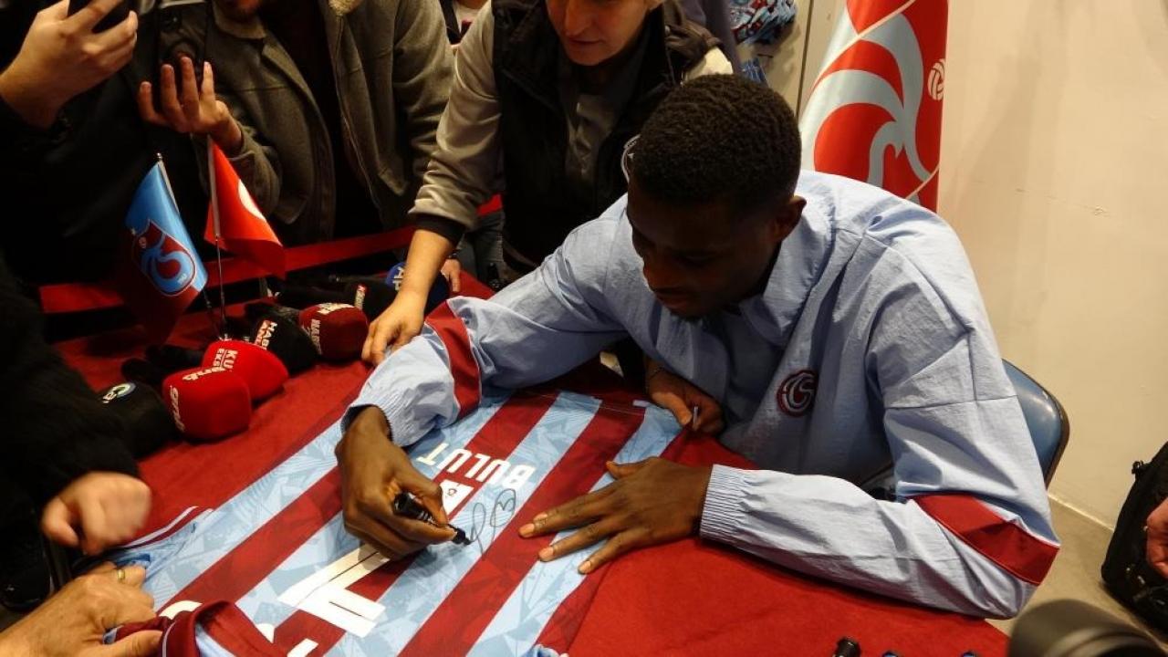 Trabzonspor'da zirve inancı pekişiyor! Onuachu’dan şampiyonluk açıklaması