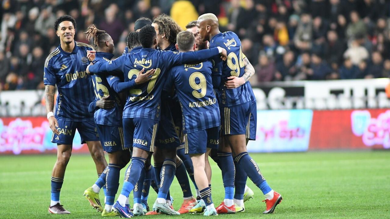 Fenerbahçe - Çaykur Rizespor! İlk 11'ler