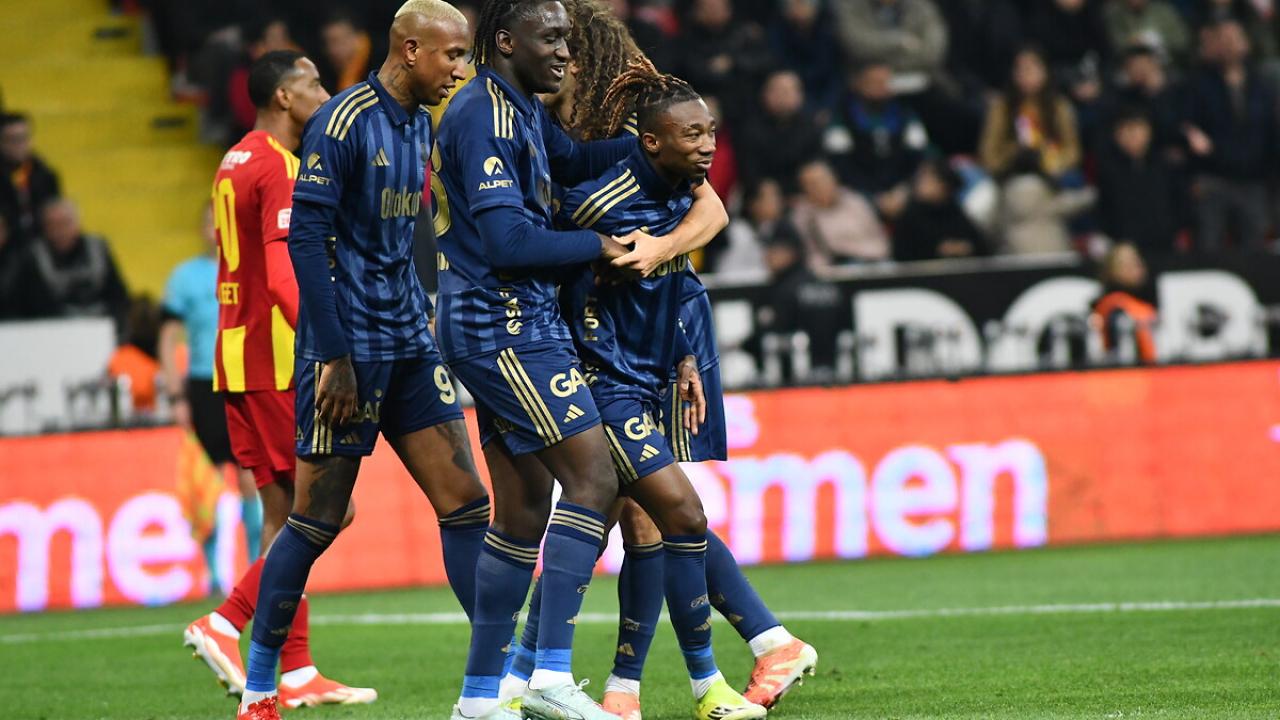 Gol ve asist sayısı çift hanelere ulaştı! Fenerbahçe'nin yıldızı Avrupa'nın radarında