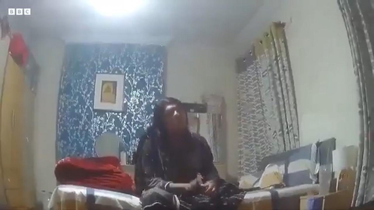 İngiltere'de iltica skandalı: 'Eşcinsel taklidi yap, oturum iznini kap'