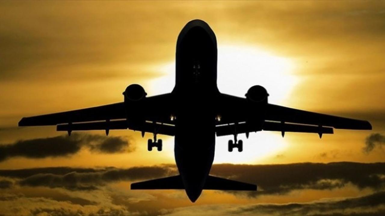 İran, hava sahası kısmen açıldı