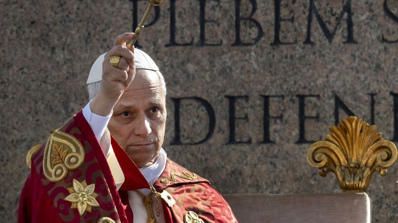 İran'dan Papa'ya destek: 'Paraya tapınmaya son'