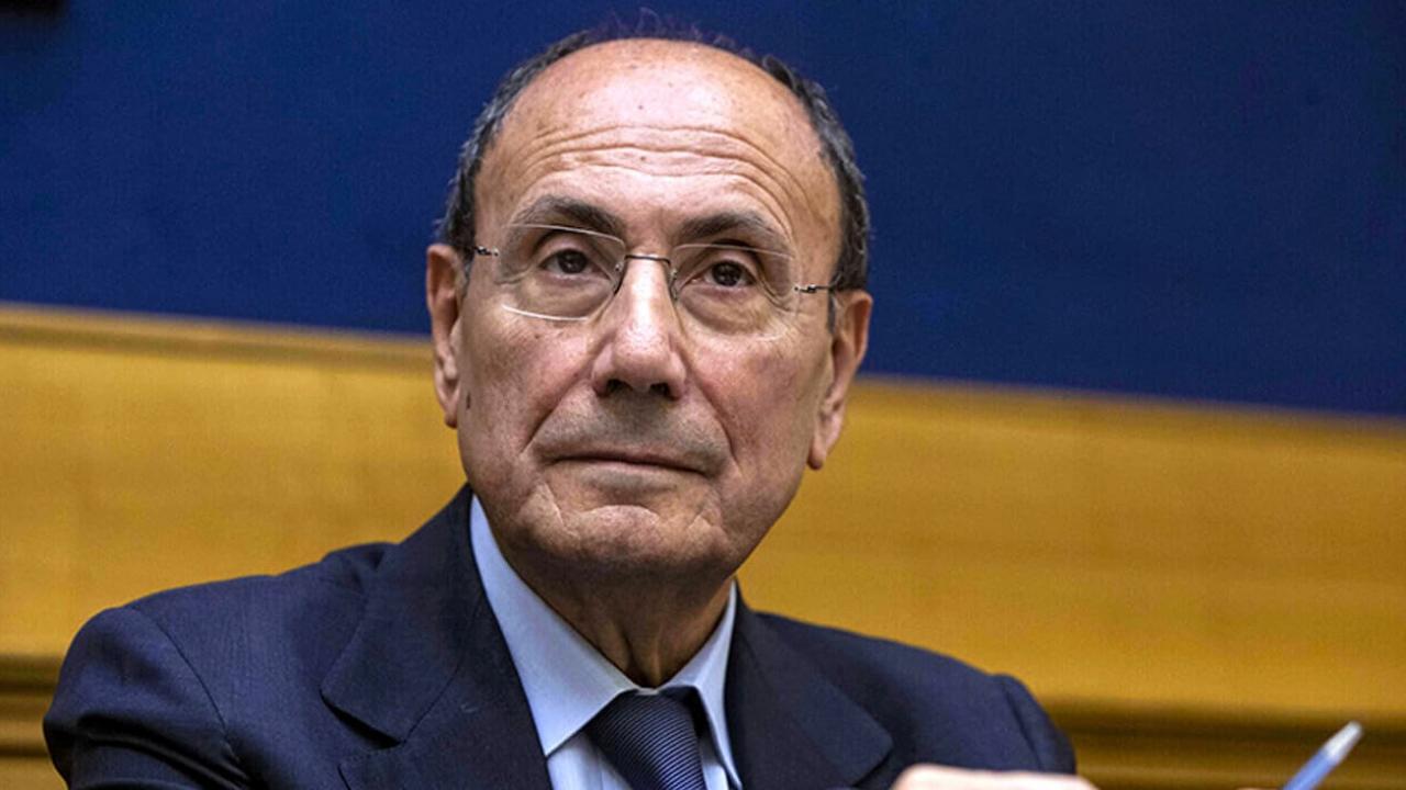 Toprak kayması felaketinde Sicilya Cumhurbaşkanına soruşturma