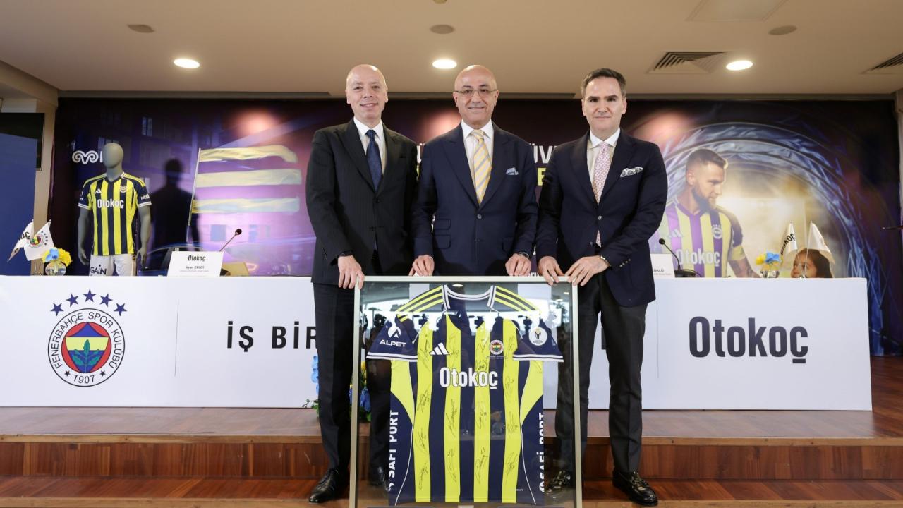 Otokoç ve Fenerbahçe arasında yeni anlaşma! İmzalar atıldı