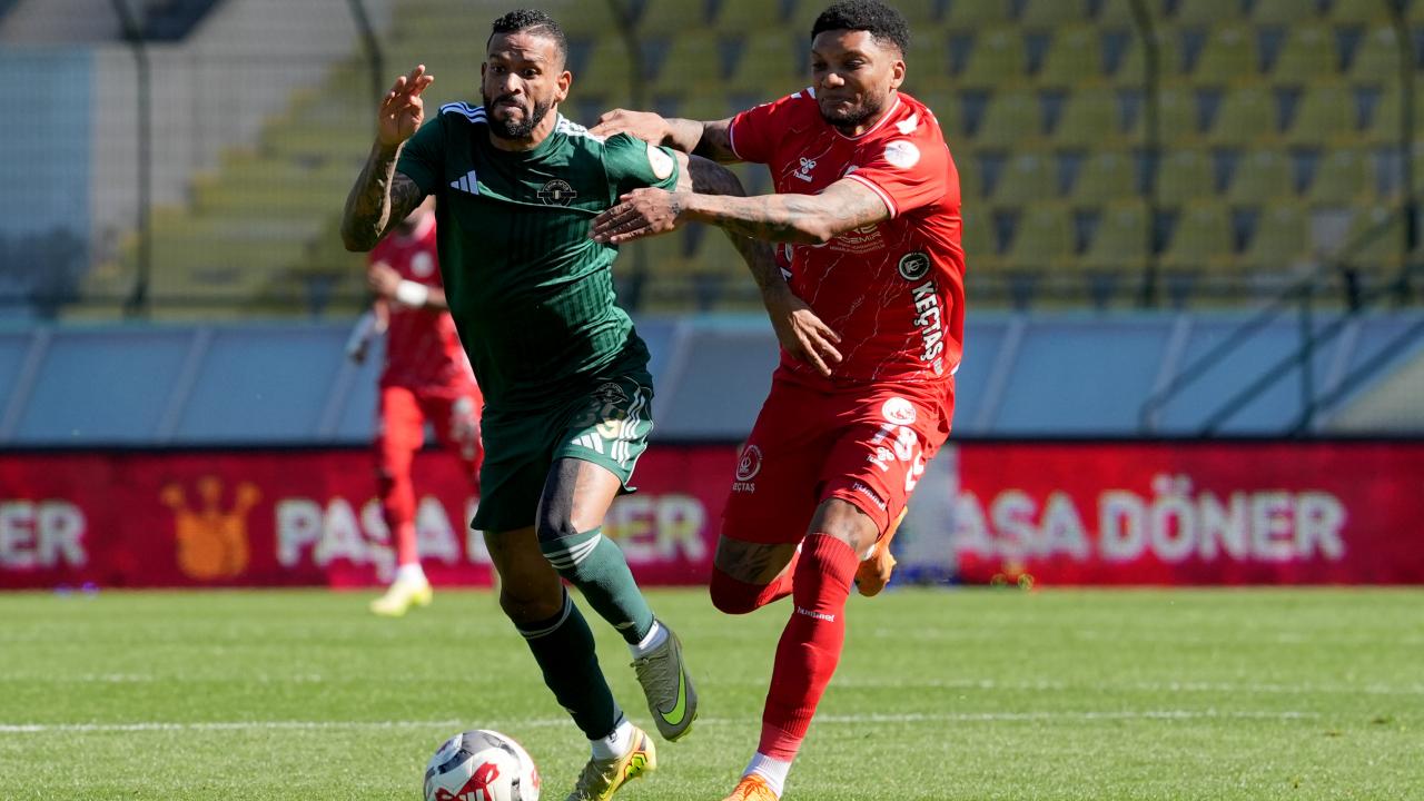 Şampiyon ve küme düşenler belli oldu! Süper Lig bileti için kıran kırana yarış sürüyor