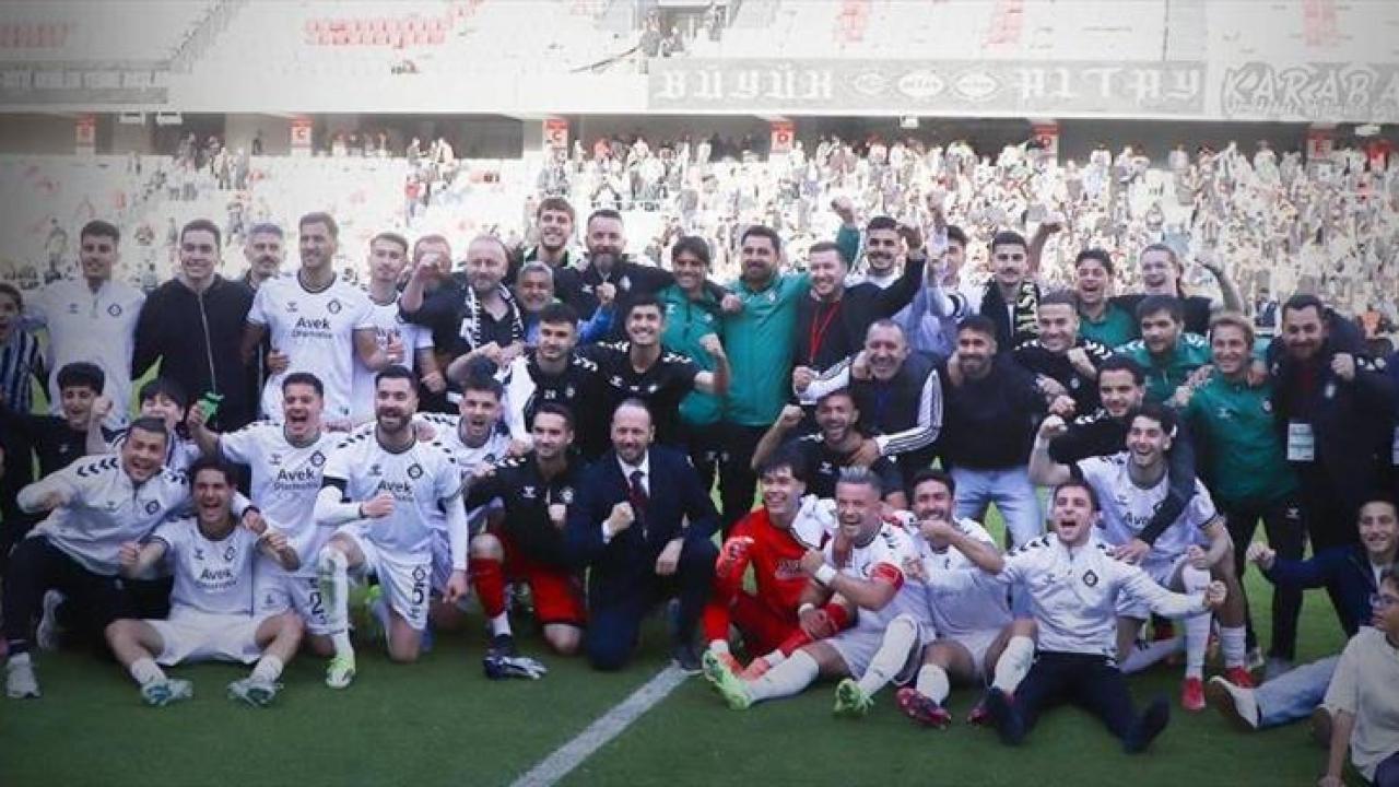 Süper Lig efsanesi amatöre düşmekten son maçta kurtuldu