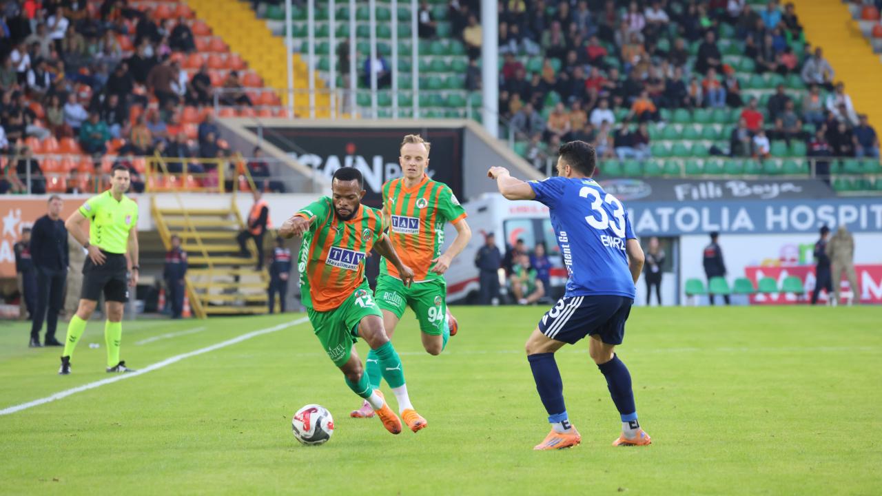 Süper Lig'de günün açılış maçı! Kasımpaşa-Alanyaspor: Tarihi seri kapıda