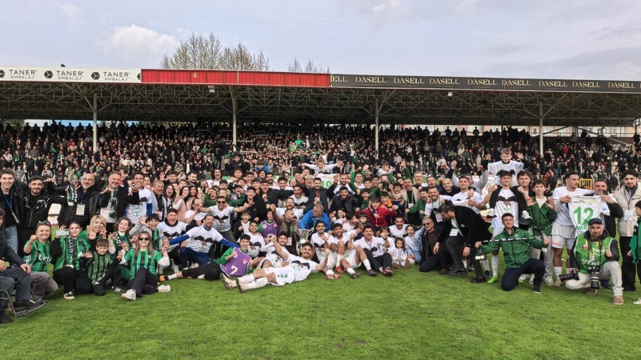 Şampiyon olup tarihlerinde ilk kez 2. Lig'e yükseldiler