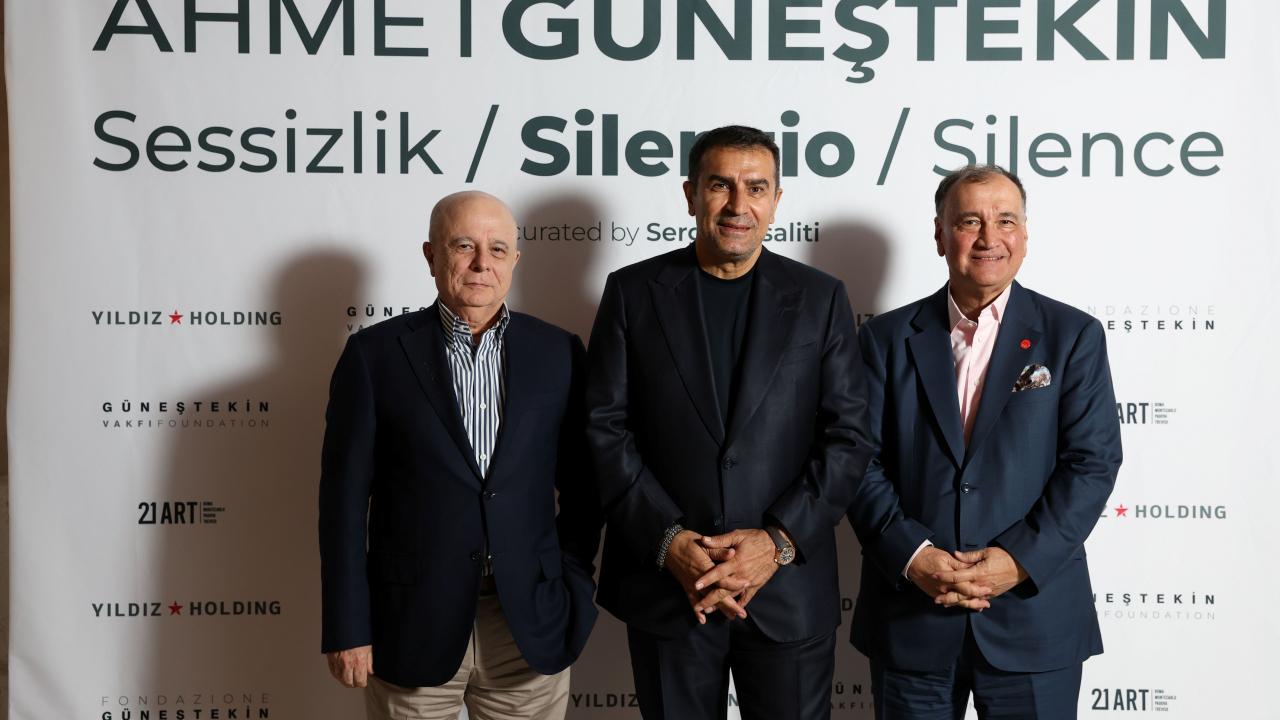 Ahmet Güneştekin’in 'Sessizlik' sergisi Venedik’te