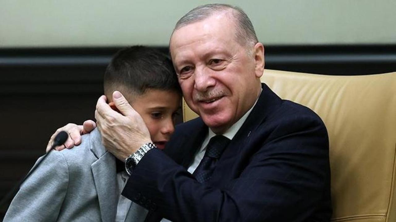 Cumhurbaşkanı Erdoğan, 23 Nisan'da çocuklarla bir araya geldi