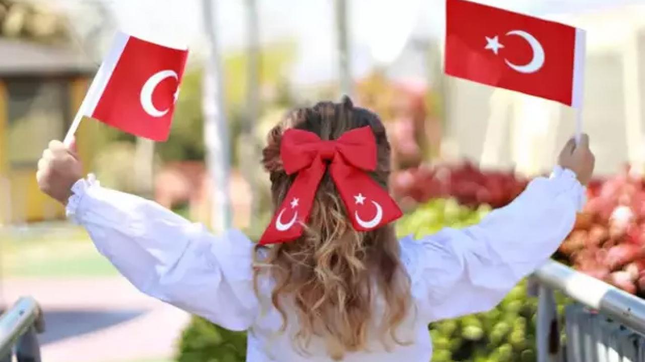 Ekonomi yönetiminden "23 Nisan Ulusal Egemenlik ve Çocuk Bayramı" mesajı