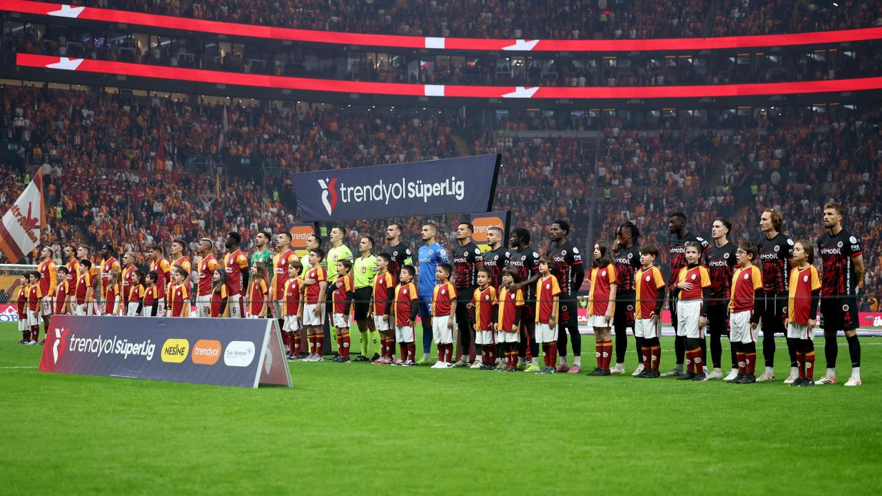 Galatasaray derbi öncesi kupada test maçında! Okan Buruk rotasyon yapacak