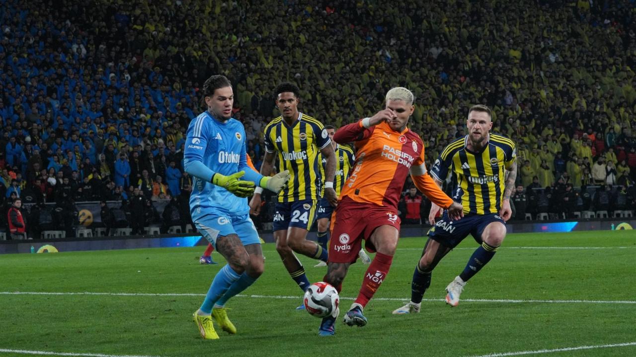 Galatasaray-Fenerbahçe derbisinin bilet fiyatları dudak uçuklattı