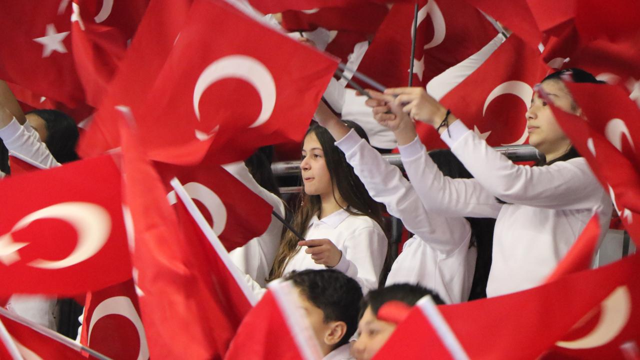 Kulüpler, 23 Nisan Ulusal Egemenlik ve Çocuk Bayramı’nı kutladı