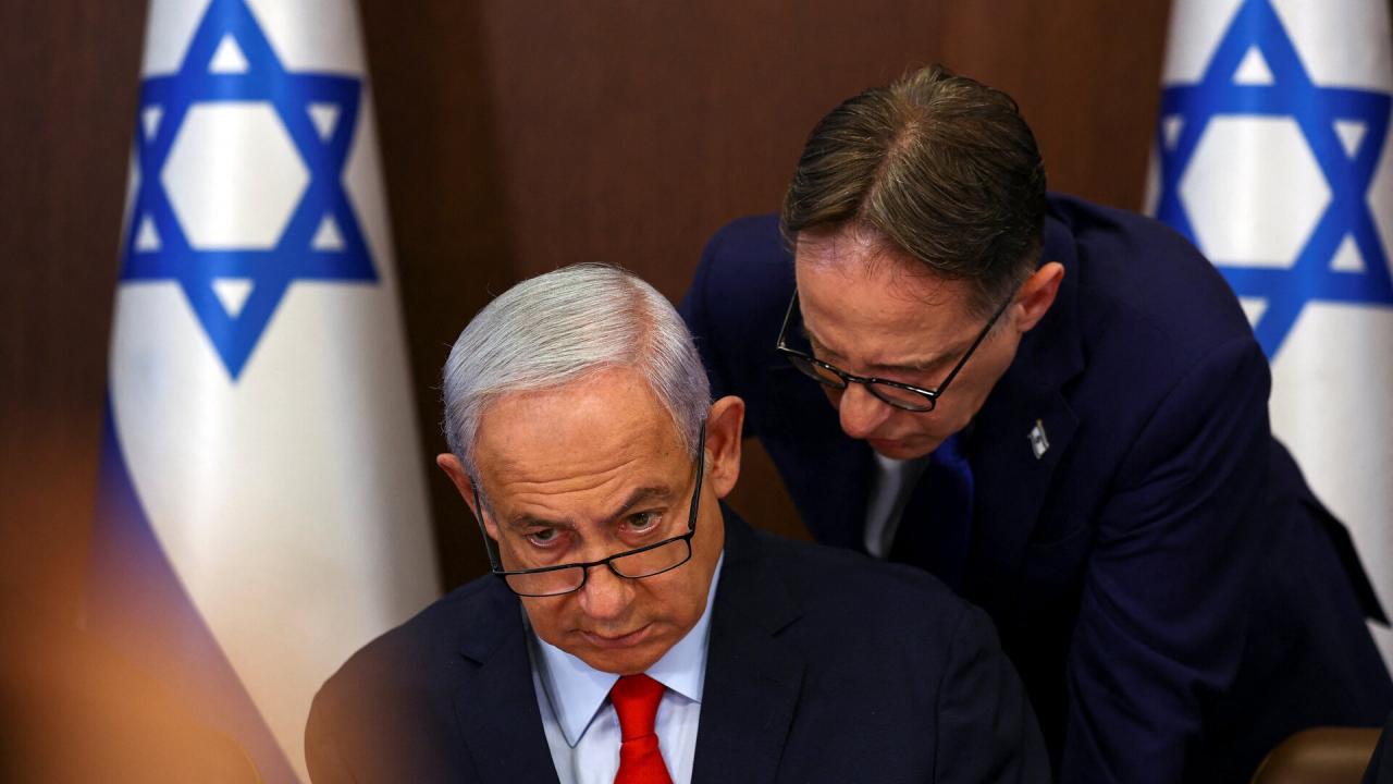 Netanyahu atamıştı! Sekreterinin pislikleri ortaya çıktı! İngiltere'yi de karıştırmışlar