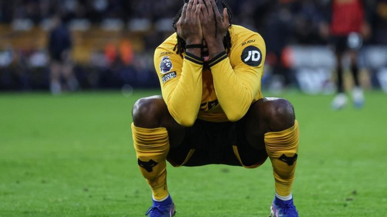 Premier Lig'de küme düşen ilk takım belli oldu