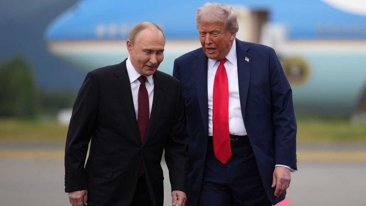 Trump Putin'i G20 Zirvesine davet etmeyi planlıyor