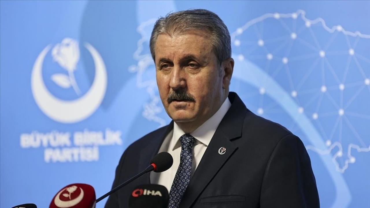 Mustafa Destici’den Taha Akgül ve Rıza Kayaalp’a tebrik telefonu