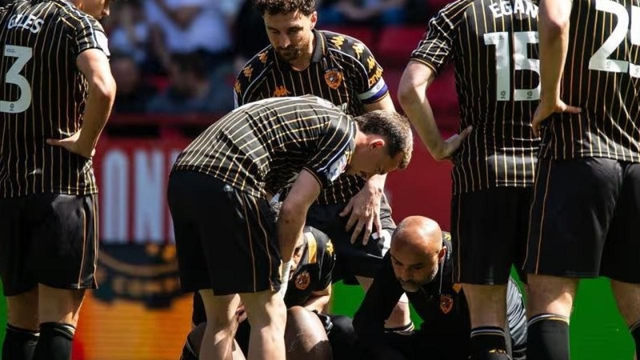 424 gün sonra sahalara döndü! 11 dakikada yine sakatlandı