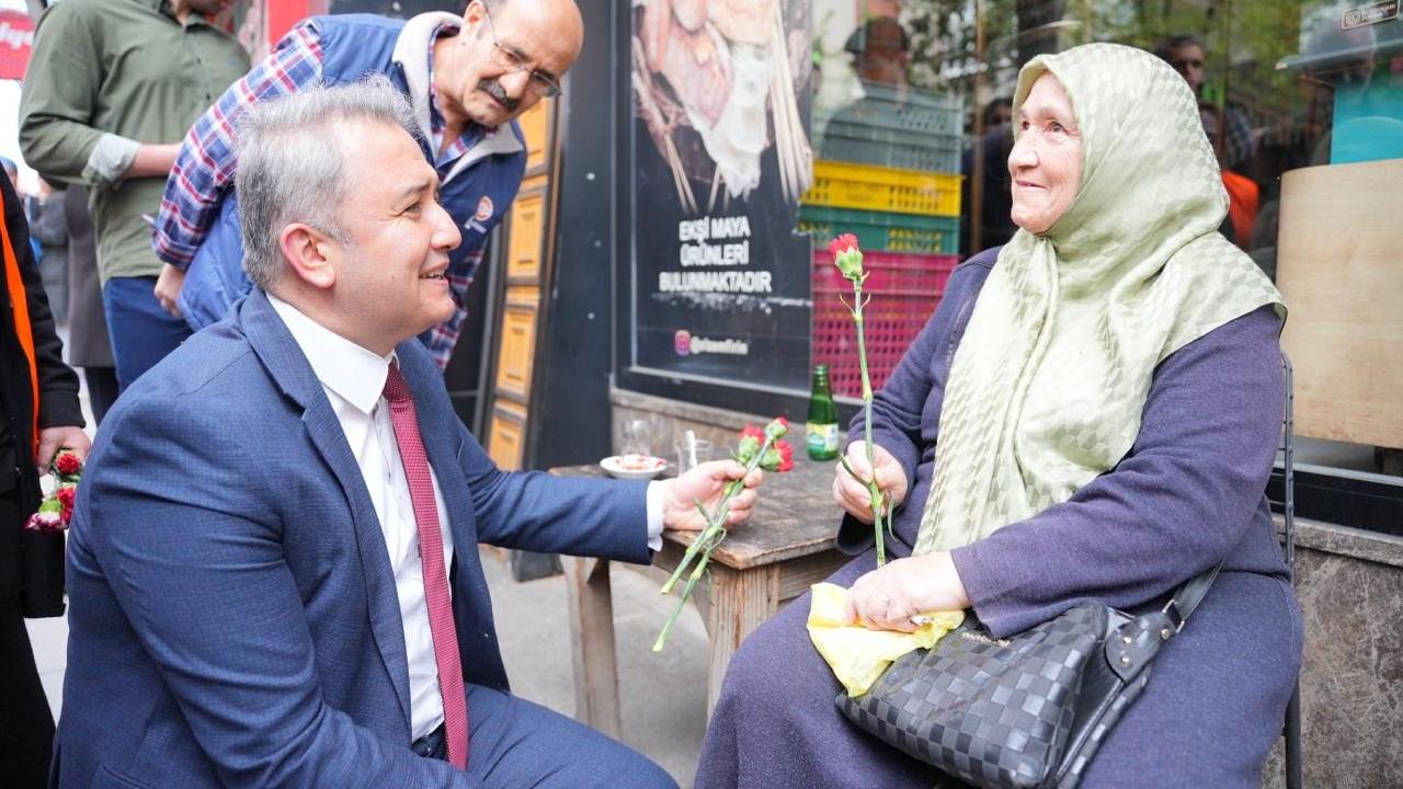 AK Parti İstanbul milletvekilleri her cuma sahada