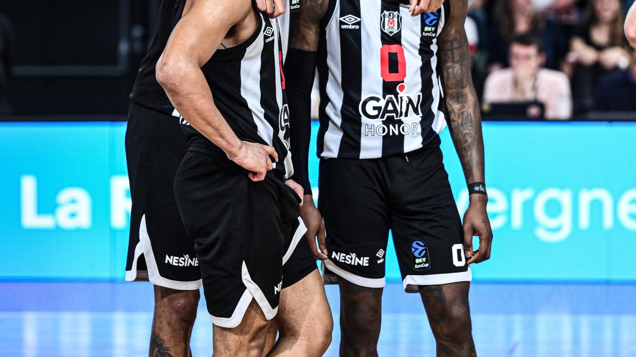 Beşiktaş'a büyük alkış: Son saniyeye kadar vazgeçmeyen mücadele