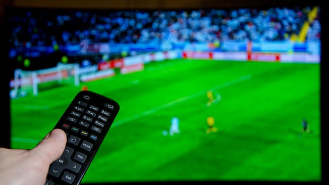 Dev maç şifresiz yayınlanacak: Futbol şöleni olacak!