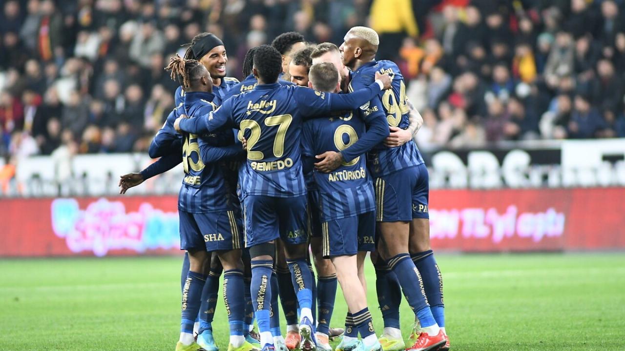 Fenerbahçe - Başakşehir! Muhtemel 11'ler
