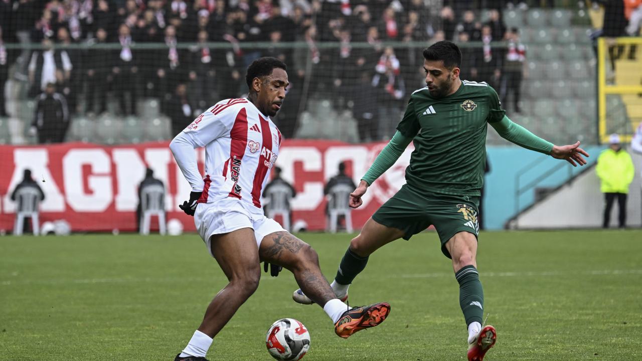 Süper Lig umutlarını ikili averaj bitirdi! Play-off'ta final oynayacaklar